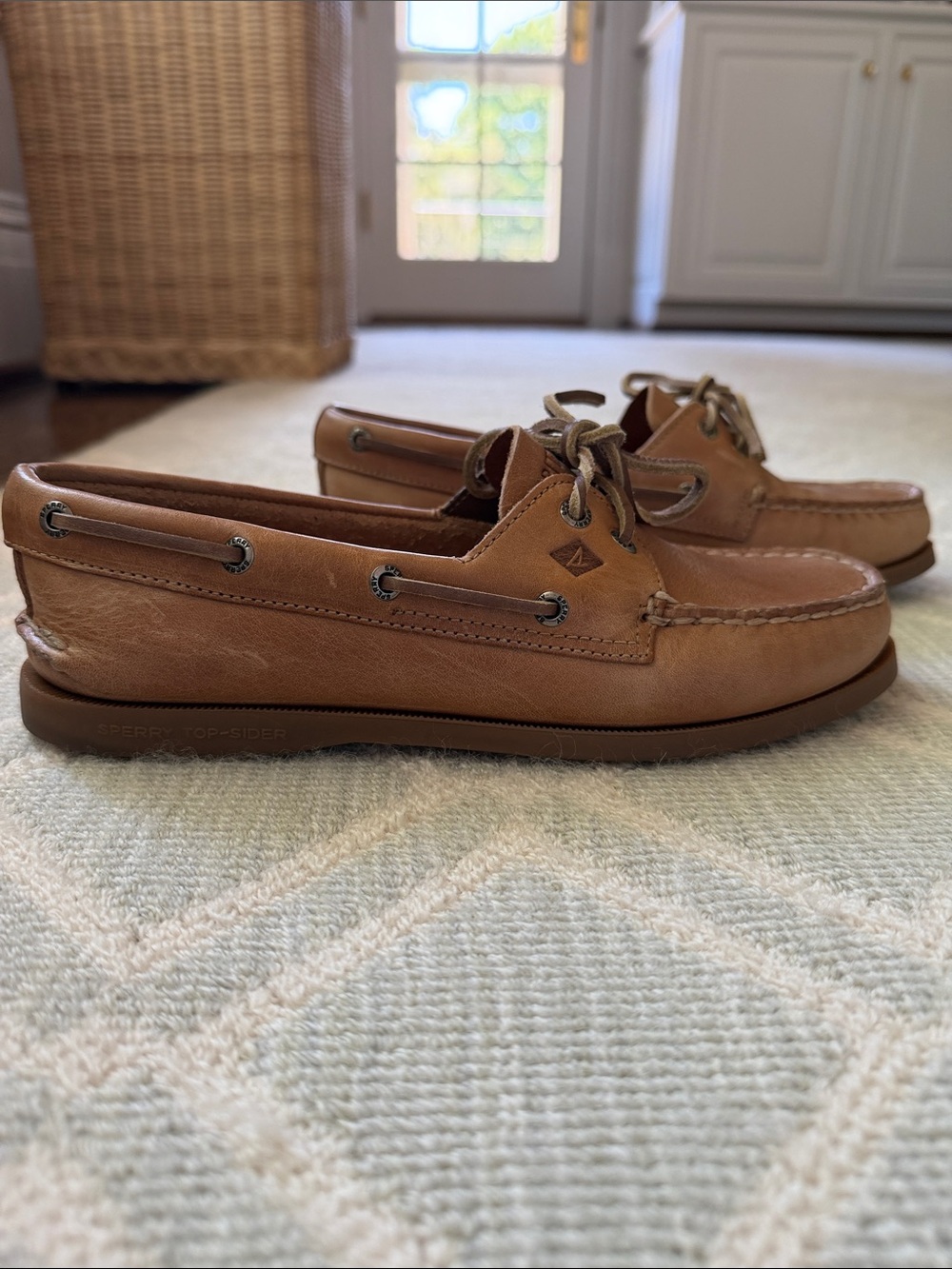 Sperry x Aritzia Authentic Original™ 2-Eye Boat Shoe- women’s loafer - Picture 3 of 5